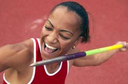 费德勒连续十二场比赛得分超过晋级下一阶段，IG不断突破！赢得满堂喝彩